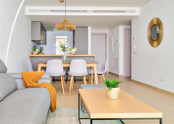 Weforyou Med One J * Fuengirola