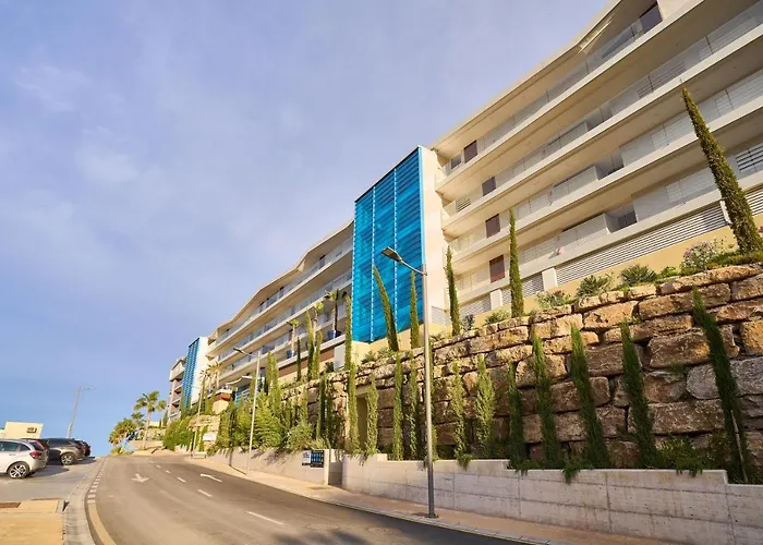 Weforyou Med One J * Fuengirola