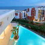 Weforyou Med One J * Fuengirola